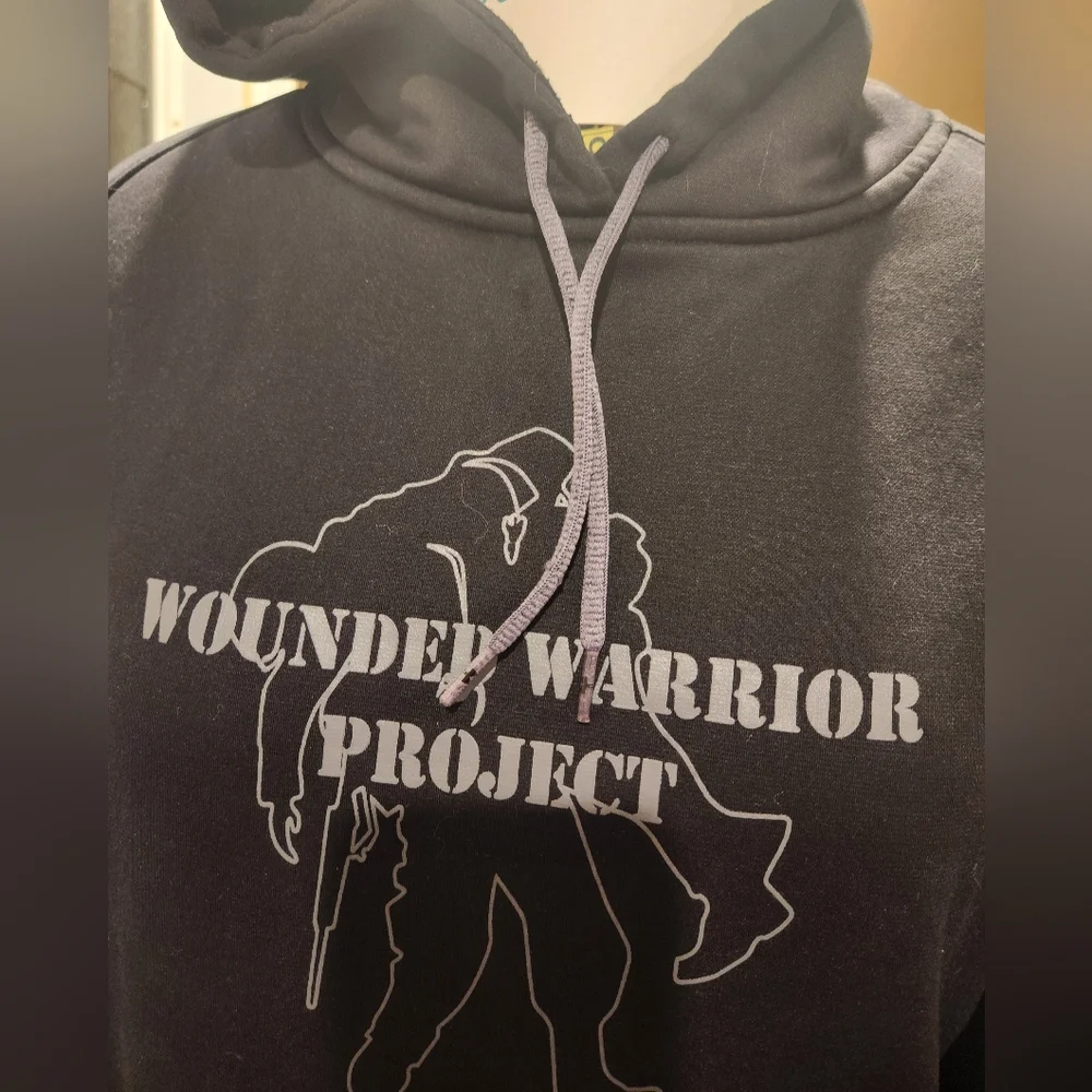 Under Armour xl hoodie - Picture 2 of 6